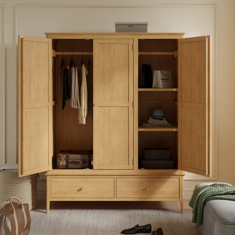 Danbury Oak Triple Wardrobe