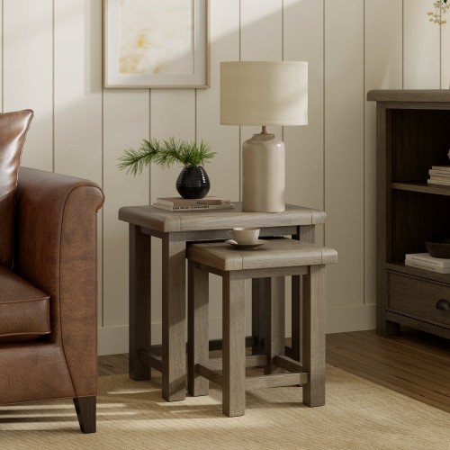 Stoneford Oak Nest of 2 Tables