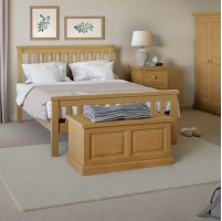 Chunky Pine Blanket Box